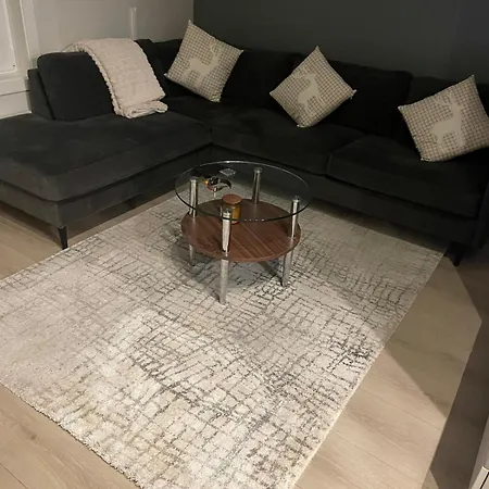 Διαμέρισμα A Bright And Furnished